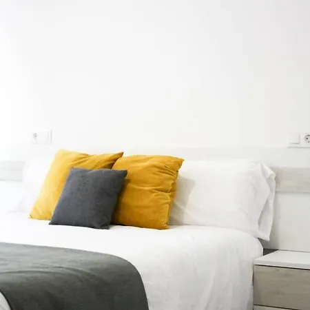 Alboran Apartmán *